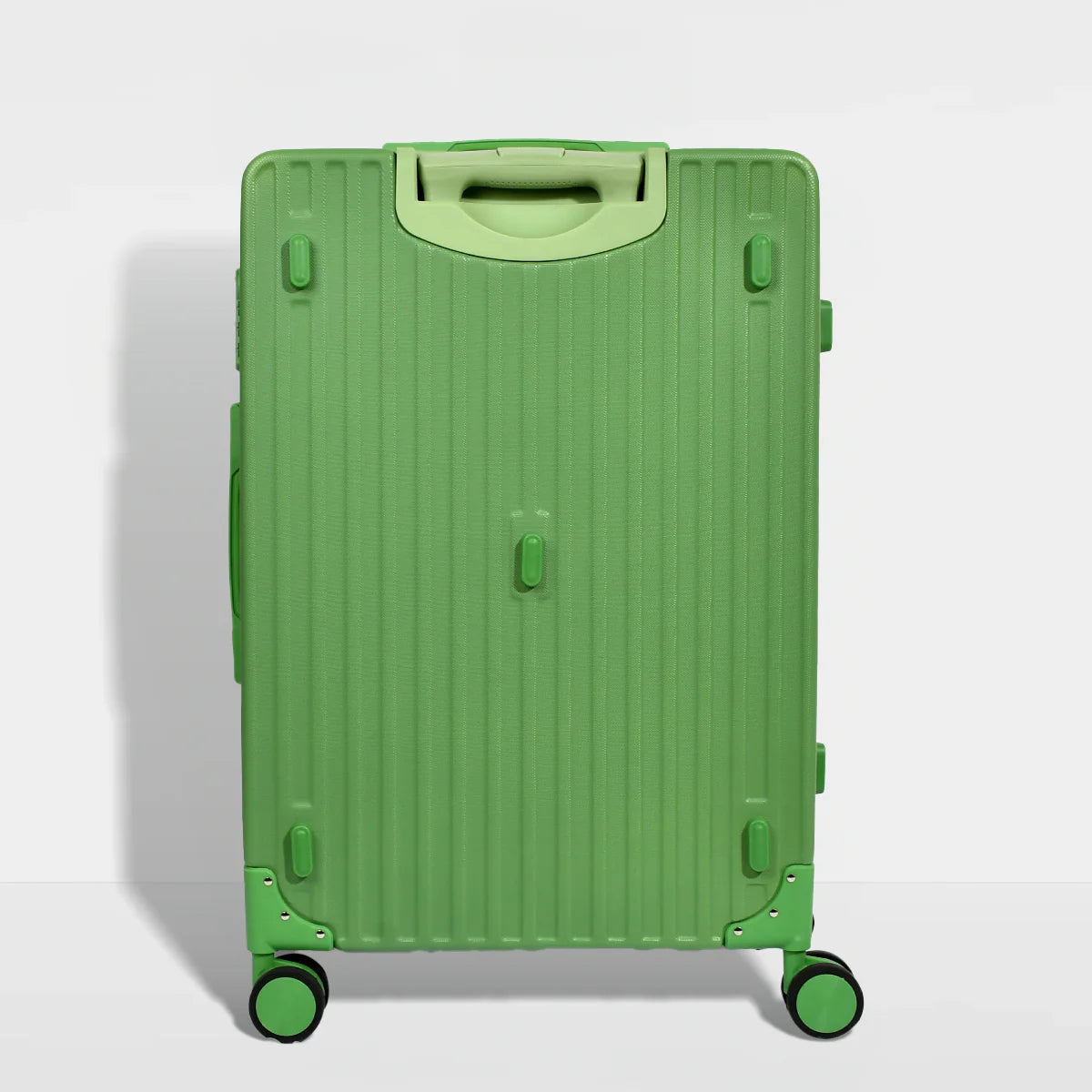 iFLY, Radiant Luggage Set – 2 Piece (20"/24") - Green - Image 5