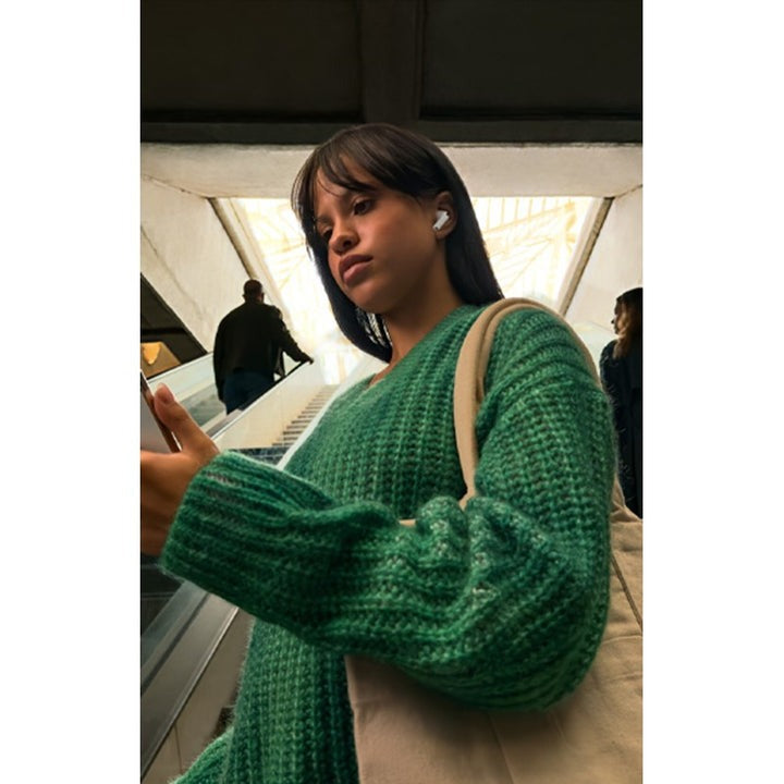 Apple Airpods Pro (3rd Gen) MagSafe Charging Case (USB‑C) - White - Image 3