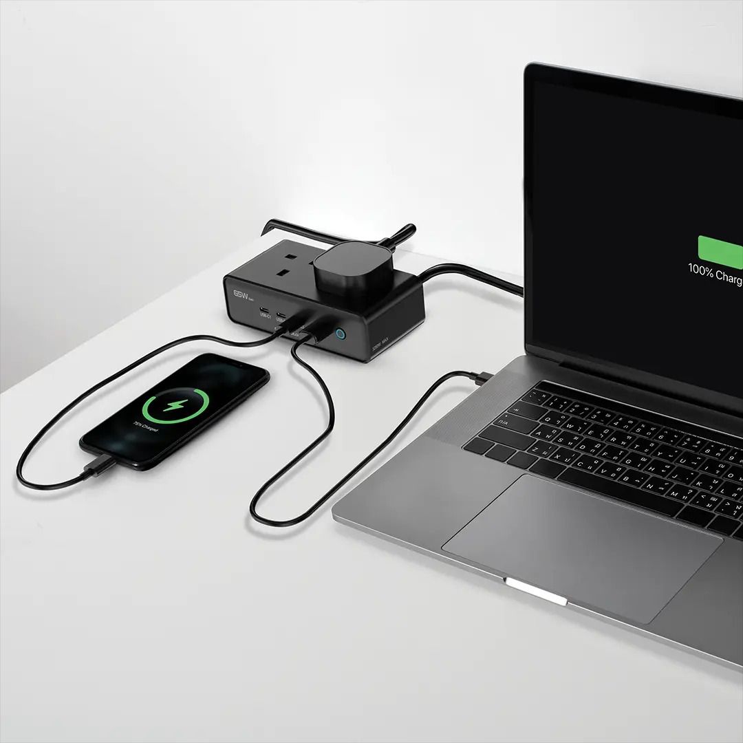 Powerology, Omnix Desktop Charging Station, 3250W GaN 65W - Black - Sky Blue - Image 3