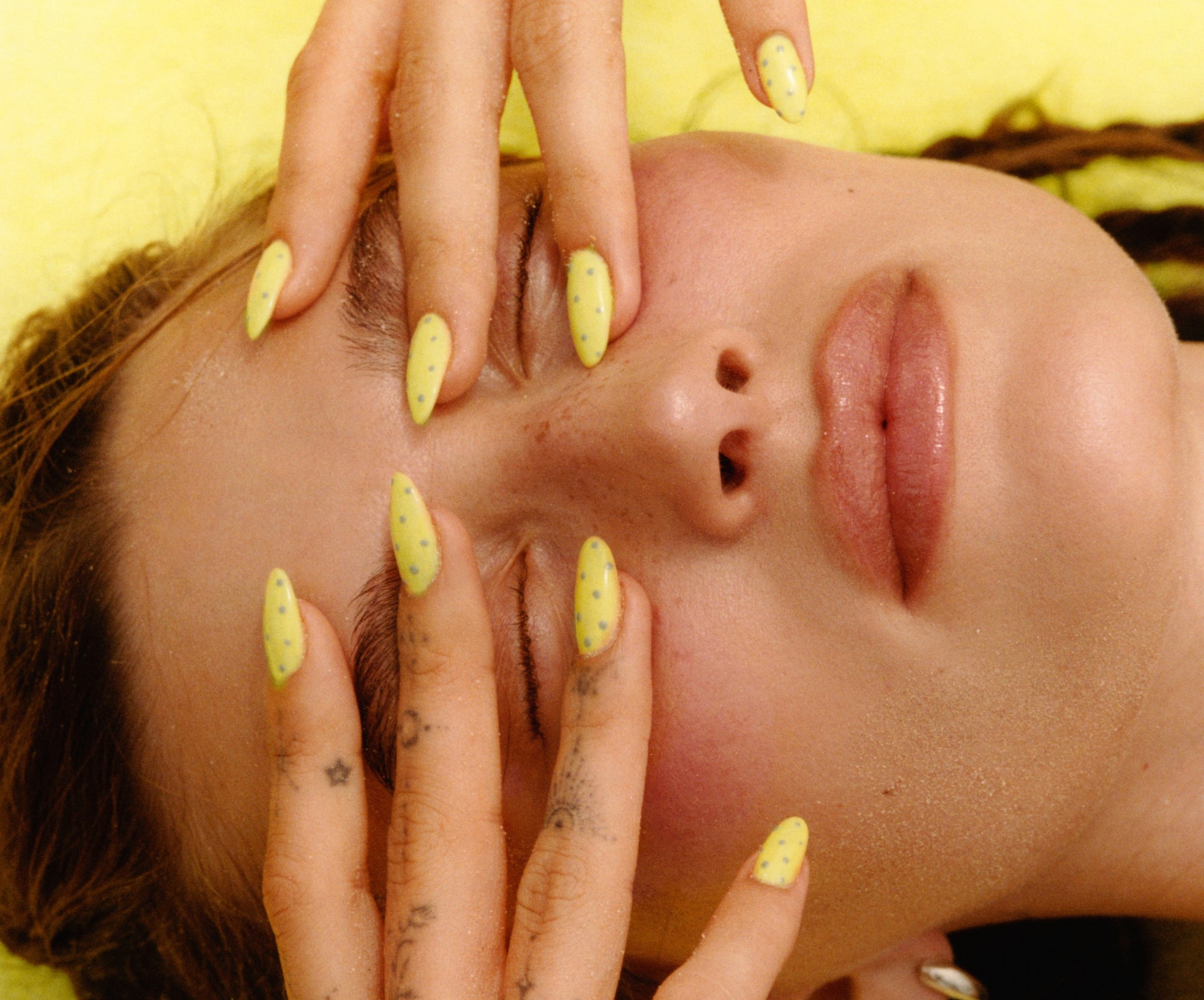 Rhode Peptide Lip Tint Limited-edition Shade - Lemontini - Lemontini - Image 8