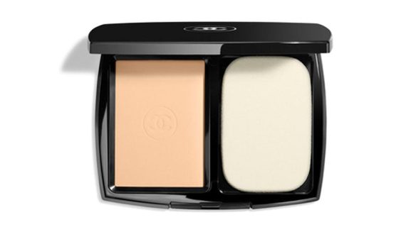 Chanel Ultra Le Teint Ultrawear All Day Comfort Flawless Finish Compact Foundation - B20