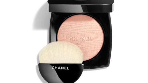 Chanel Poudre Lumiere Illuminating Powder - 30 Rosy Gold