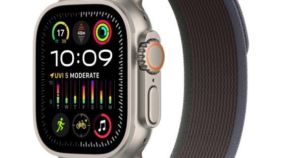 Apple Watch Ultra 2 GPS + Cellular – 49 mm Titanium Case with Blue/Black Trail Loop (M/L)