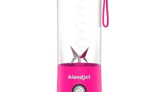 Blendjet V2 Portable Blender 16oz, Smoothie Maker, Fruit Blender, BPA-Free, 475ml, 200W, Sports Bottle, USB-C Rechargeable - Hot Pink