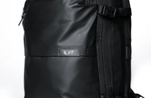 TUFF Smart Travel & Gym Bag with Vacuum Compression & USB Charging