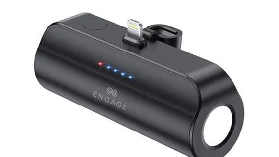 Engage, Lightning Port Ultra-Compact Power Bank (5000 mAh) with Flashlight (18W)