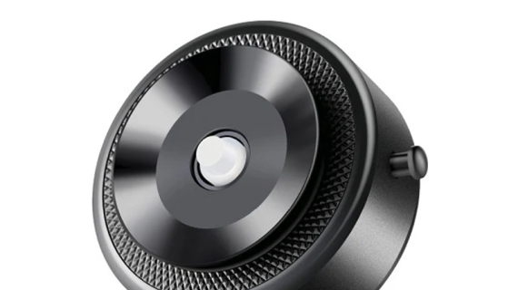 Engage, Magnetic Vacuum Suction