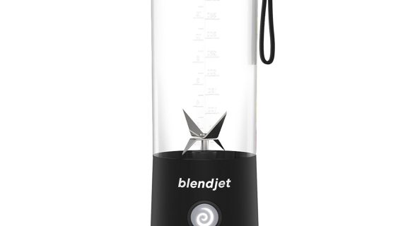 Blendjet V2 Portable Blender 16oz, Smoothie Maker, Fruit Blender, BPA-Free, 475ml, 200W, Sports Bottle, USB-C Rechargeable - Black