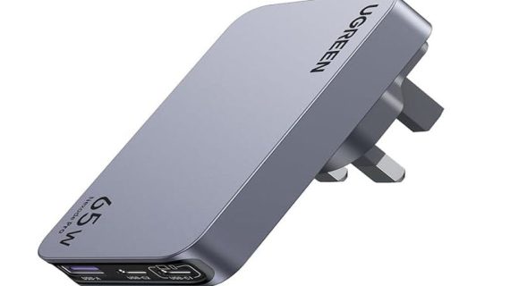 UGREEN 25356, Nexode Pro 65W 3-Port GaN Ultra-Slim Fast Charger