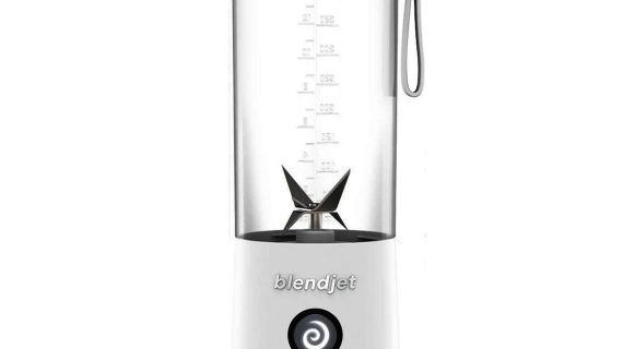 Blendjet V2 Portable Blender 16oz, Smoothie Maker, Fruit Blender, BPA-Free, 475ml, 200W, Sports Bottle, USB-C Rechargeable - White