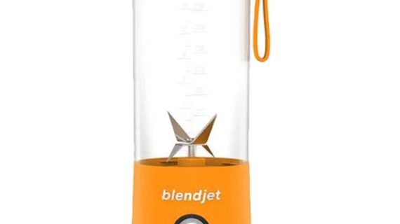 Blendjet V2 Portable Blender 16oz, Smoothie Maker, Fruit Blender, BPA-Free, 475ml, 200W, Sports Bottle, USB-C Rechargeable - Apricot